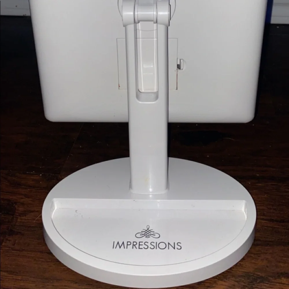 Impression Makeup Led Mirror